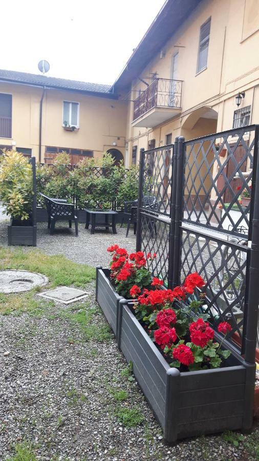 Appartamento "Da Mamma Agnese" Gorgonzola Exteriör bild